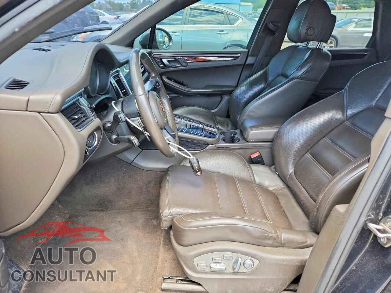 PORSCHE MACAN 2017 - WP1AG2A57HLB56261