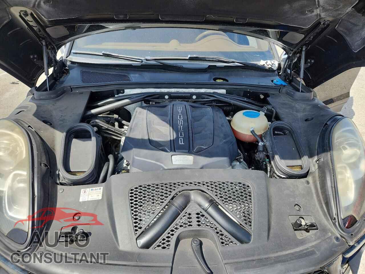 PORSCHE MACAN 2015 - WP1AB2A59FLB51767