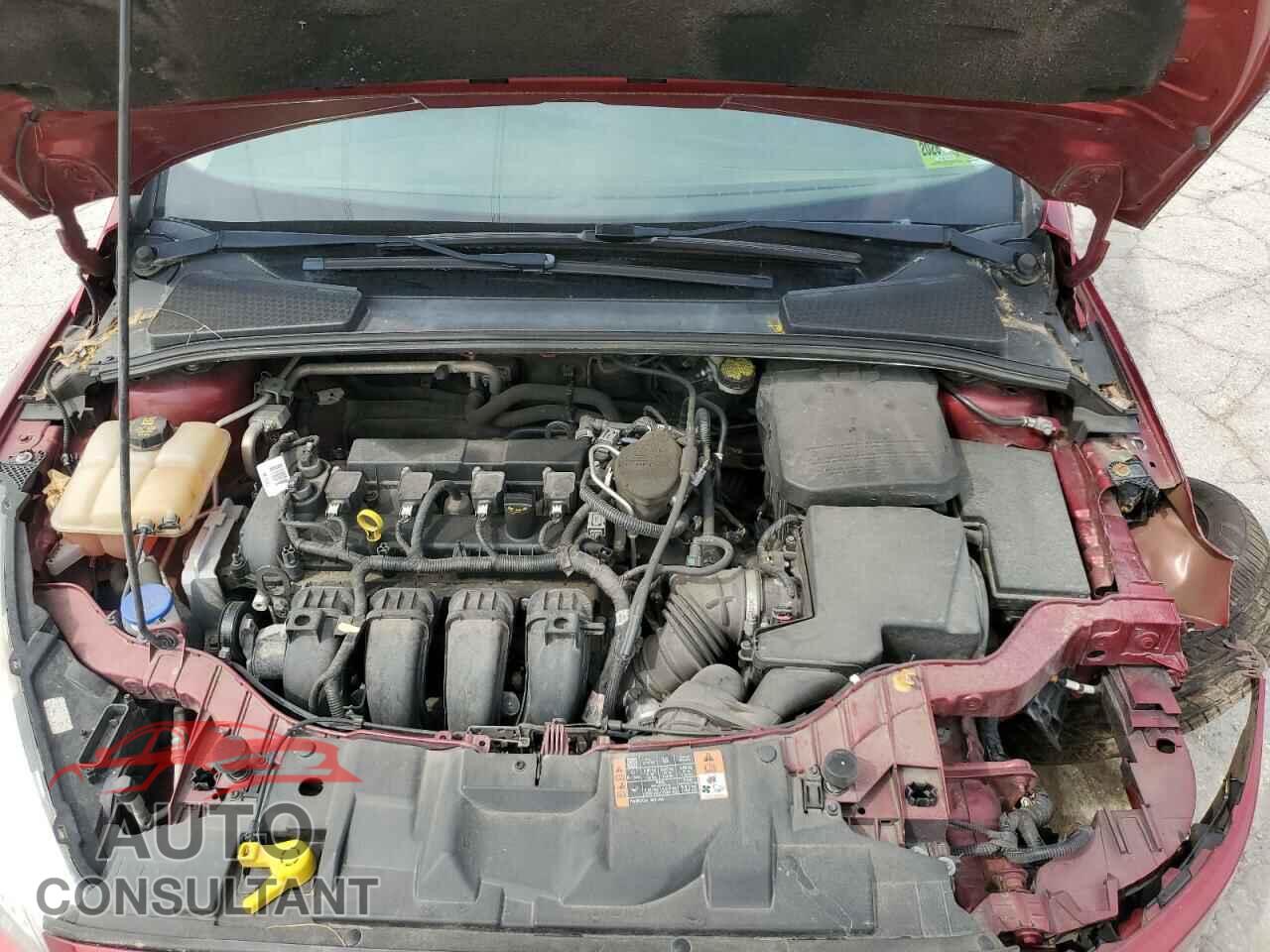 FORD FOCUS 2015 - 1FADP3F22FL361055