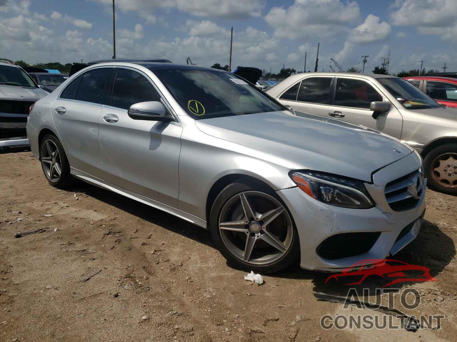 MERCEDES-BENZ C-CLASS 2016 - 55SWF4KB3GU134994