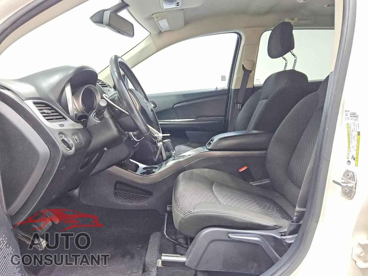 DODGE JOURNEY 2019 - 3C4PDCBB4KT758755