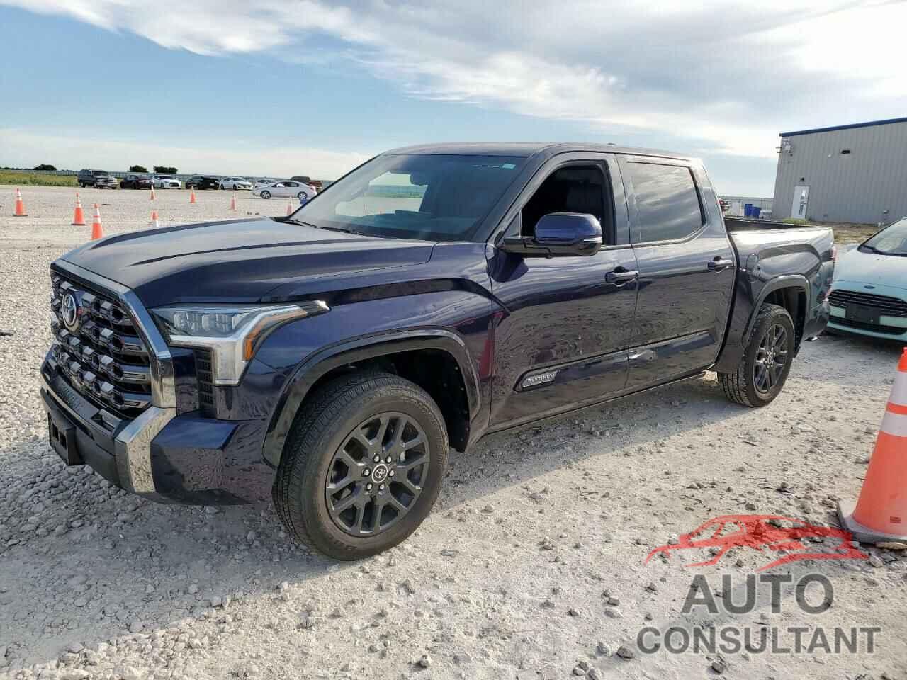 TOYOTA TUNDRA 2023 - 5TFNA5DB3PX115091