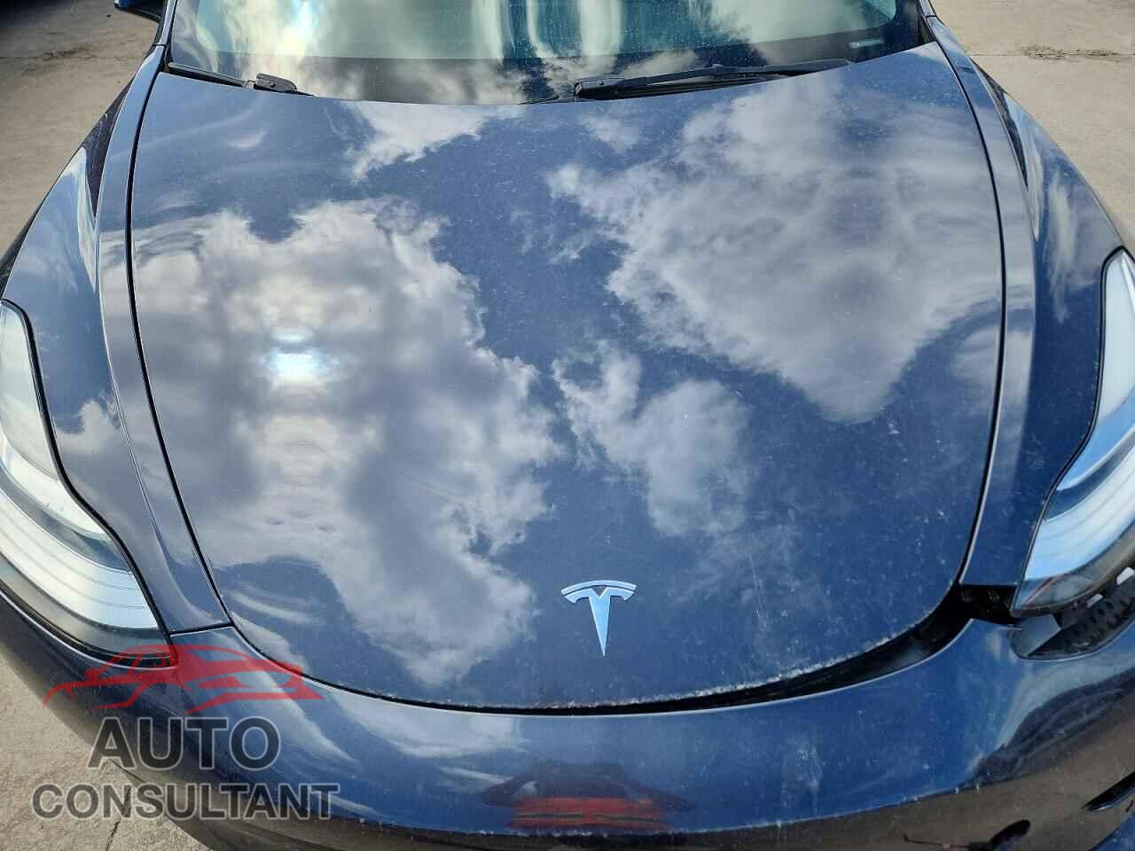 TESLA MODEL 3 2022 - 5YJ3E1EB5NF246453
