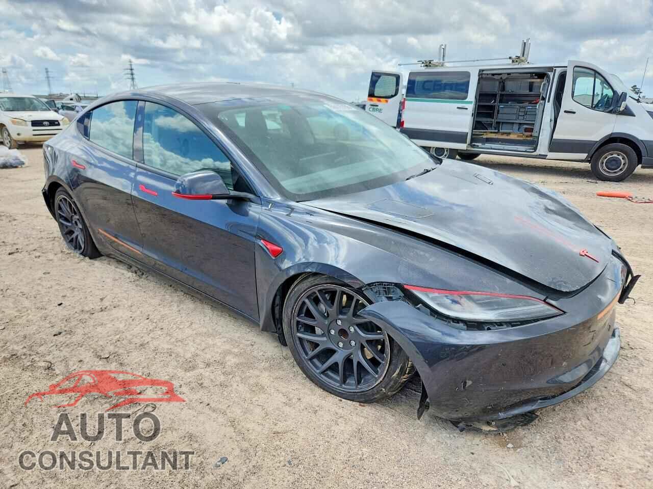 TESLA MODEL 3 2024 - 5YJ3E1EA0RF869685