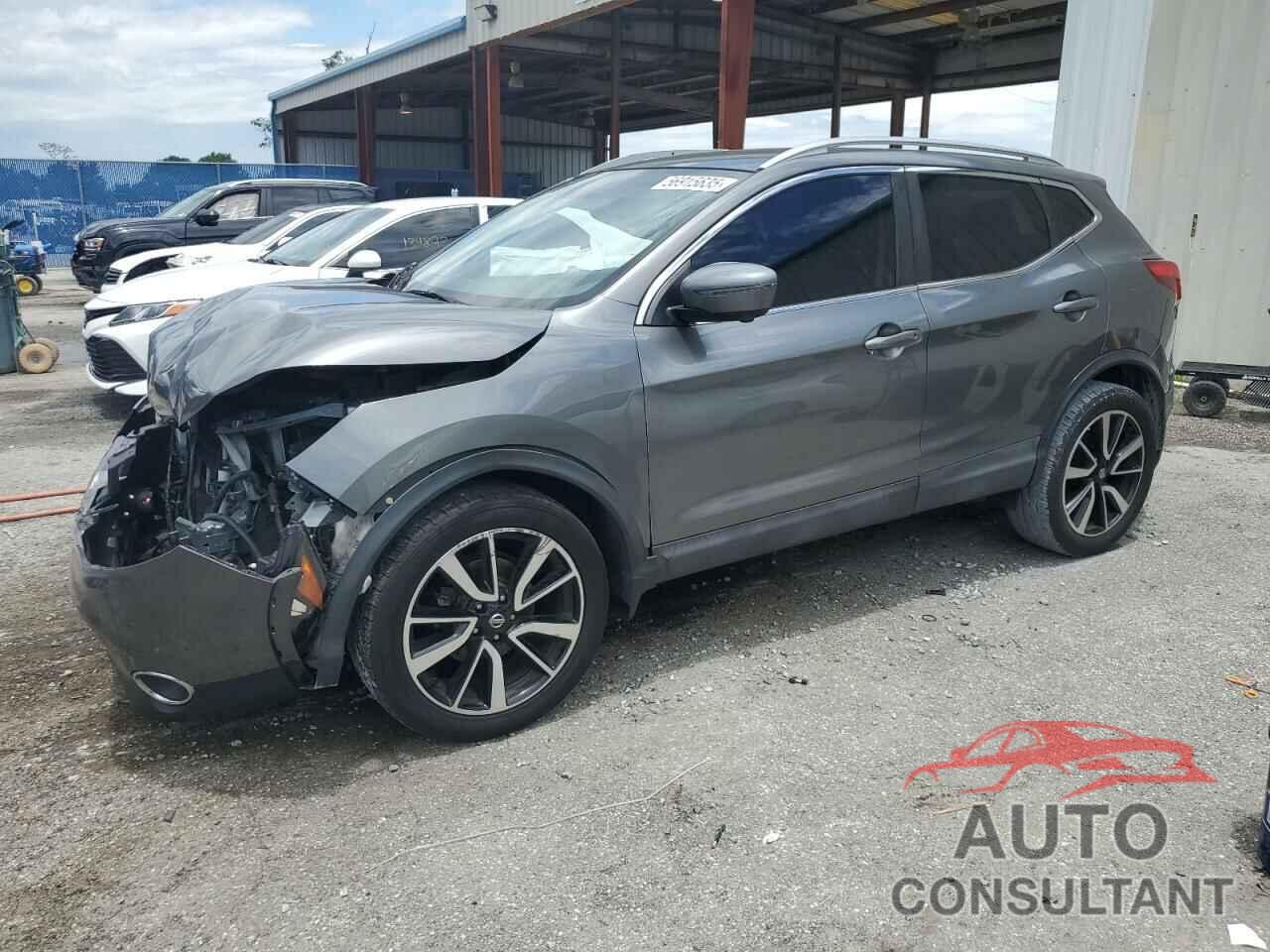 NISSAN ROGUE 2018 - JN1BJ1CPXJW109412
