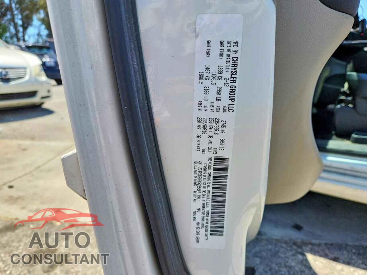 DODGE CARAVAN 2012 - 2C4RDGBG0CR265607