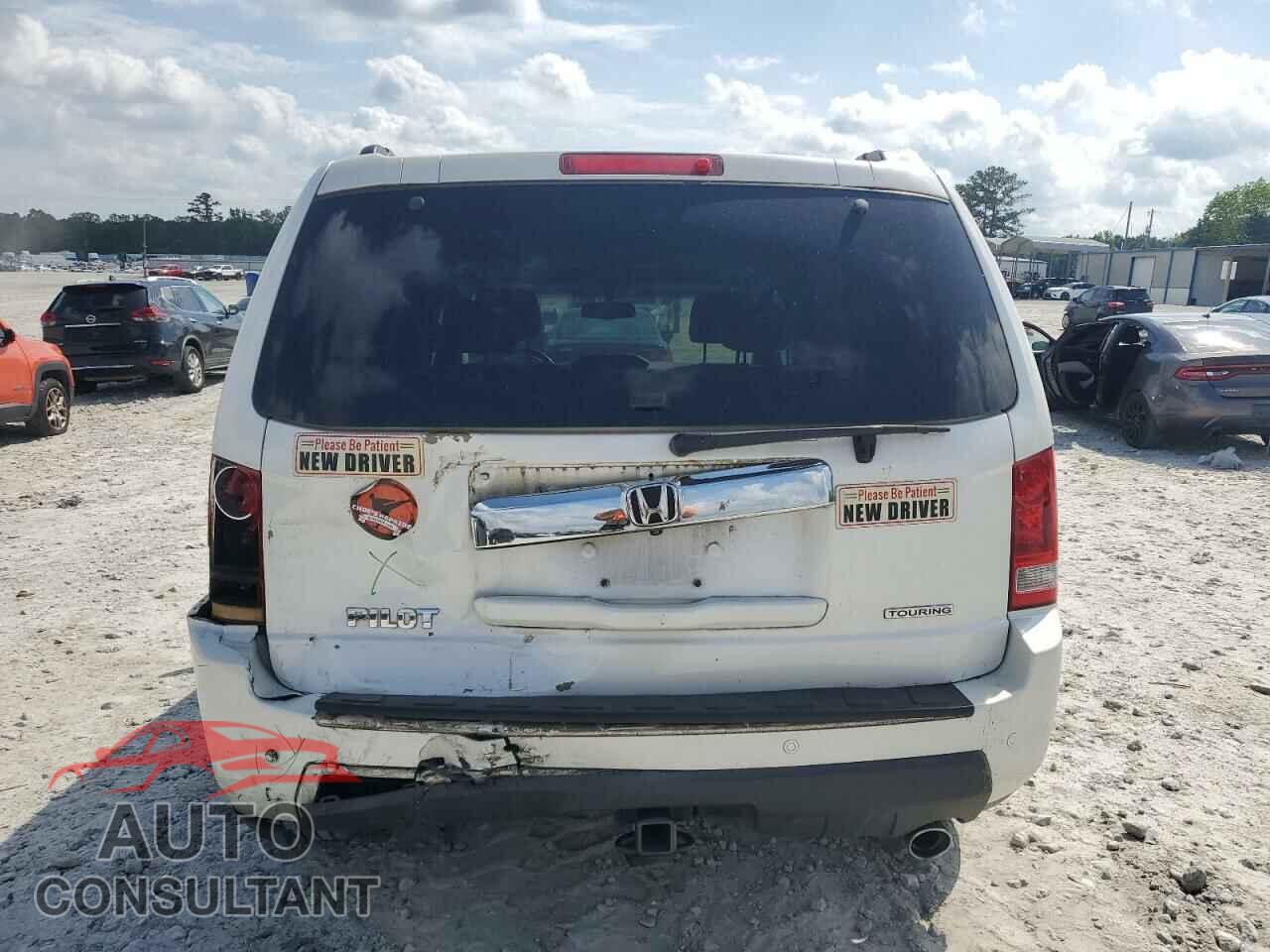 HONDA PILOT 2011 - 5FNYF3H90BB002308