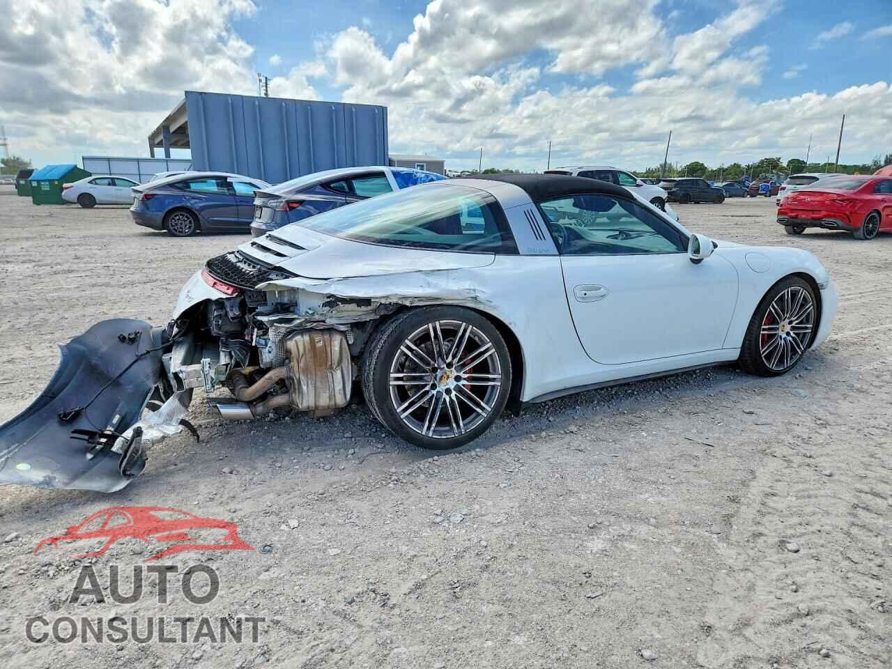 PORSCHE 911 2015 - WP0BB2A91FS135609