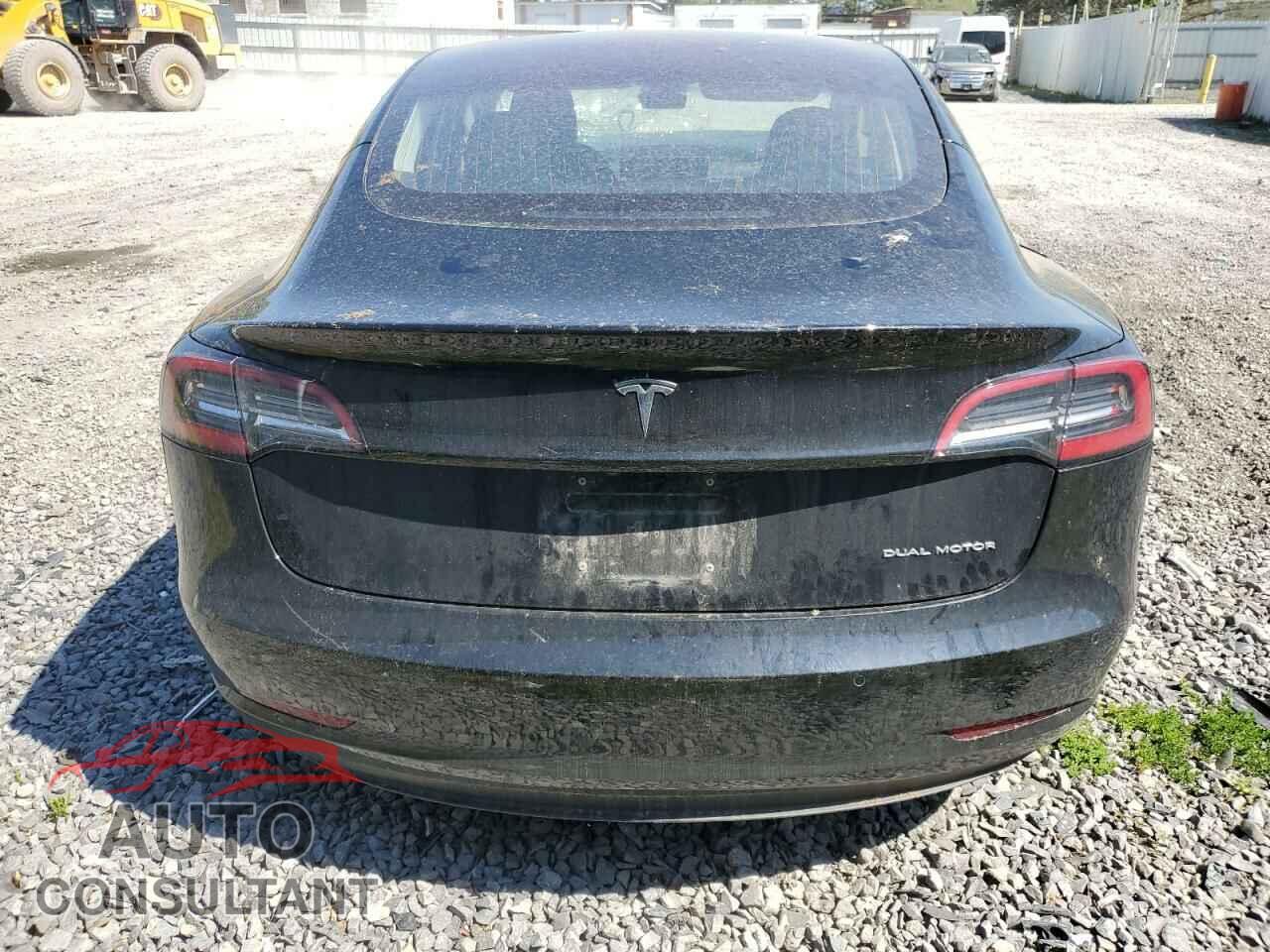TESLA MODEL 3 2018 - 5YJ3E1EB9JF054088