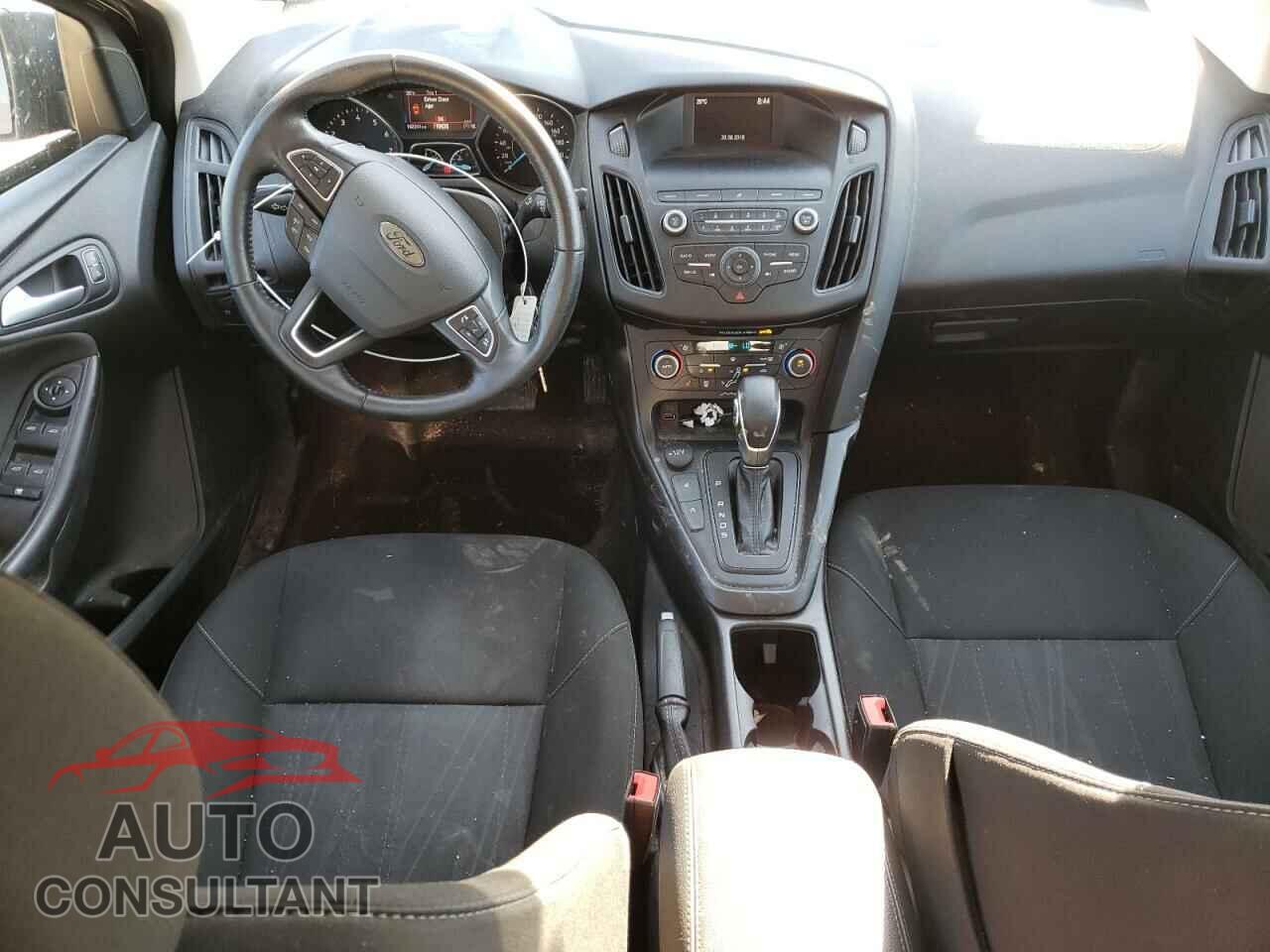 FORD FOCUS 2018 - 1FADP3FE4JL306237