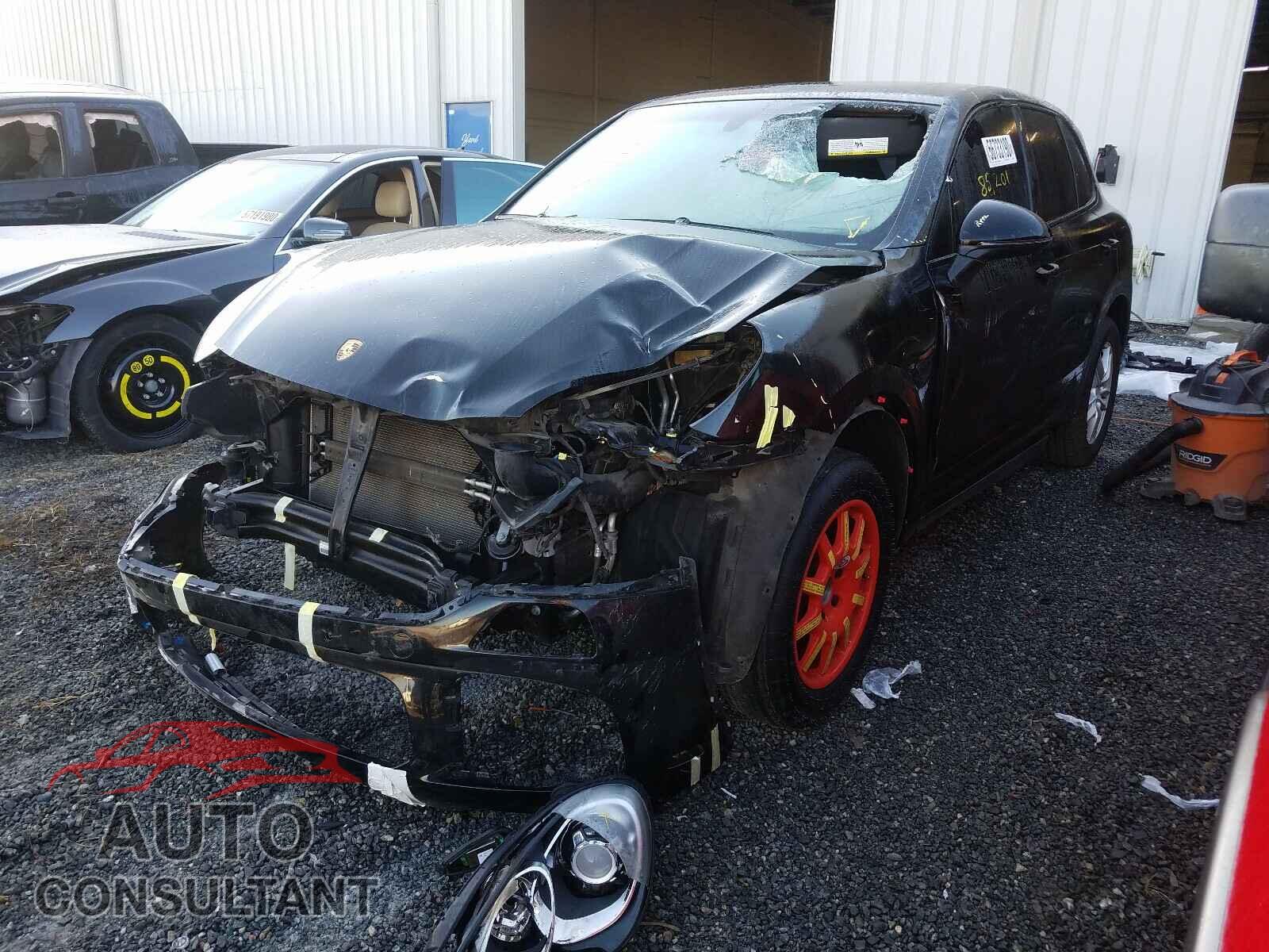 PORSCHE CAYENNE 2016 - WP1AA2A25GKA09478