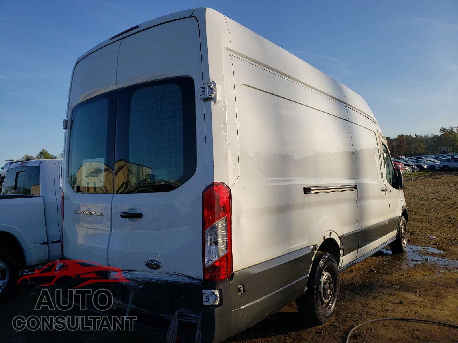FORD TRANSIT CO 2017 - 1FTBW3XM1HKA83035