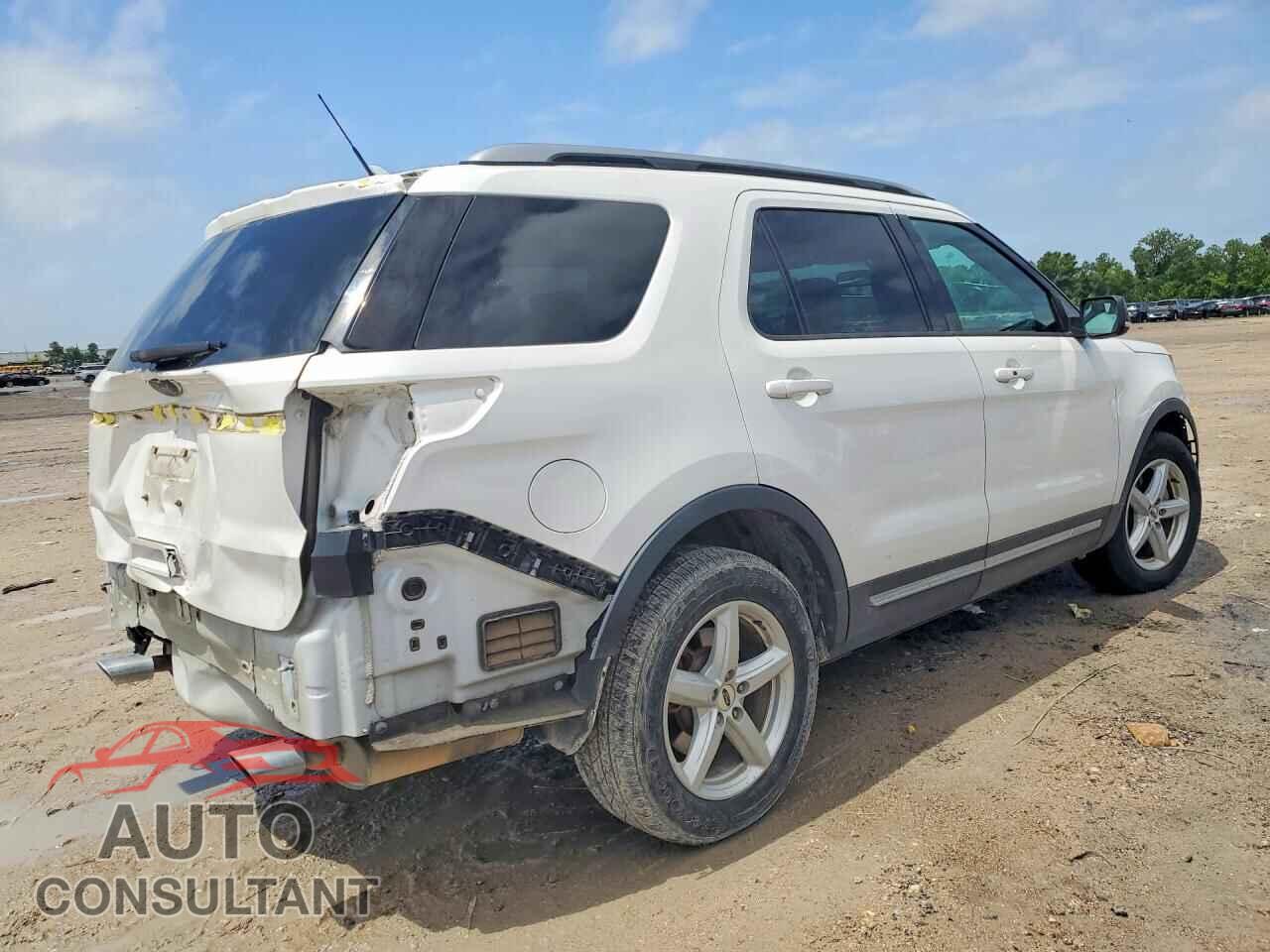 FORD EXPLORER 2018 - 1FM5K7D82JGB55453
