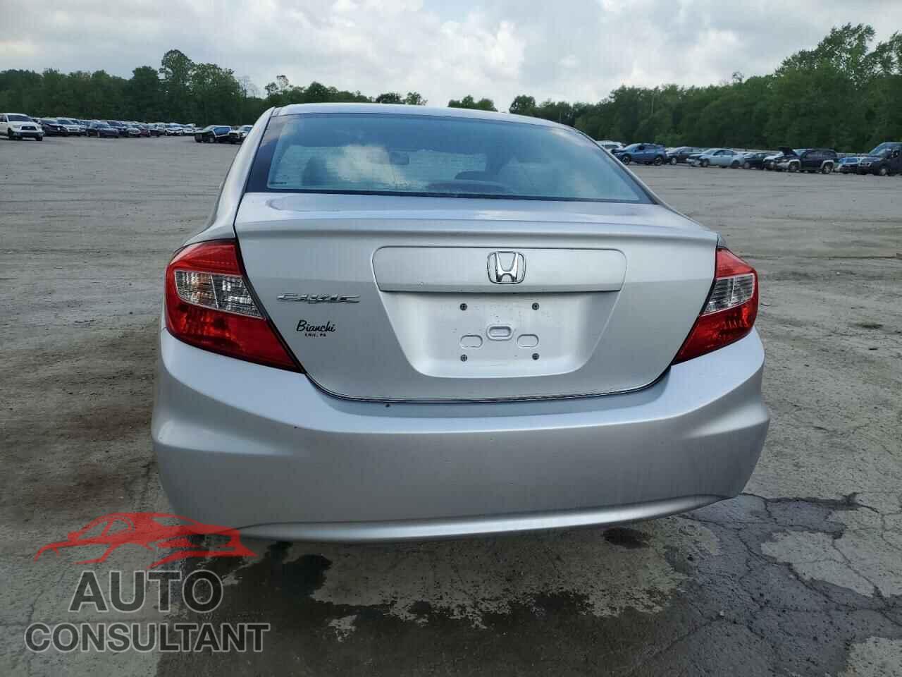 HONDA CIVIC 2012 - 2HGFB2F55CH564604