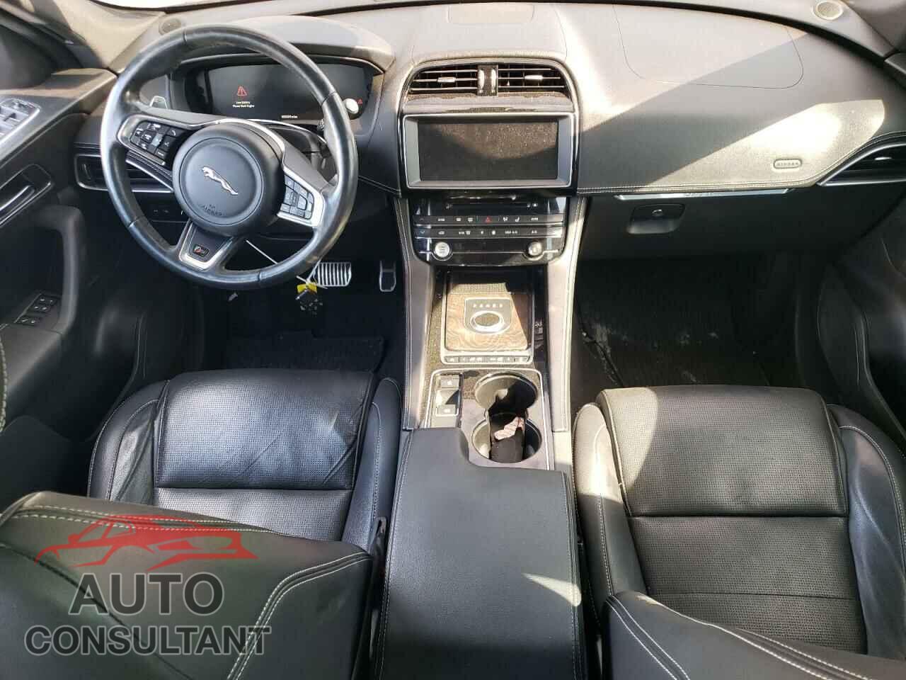 JAGUAR F-PACE 2017 - SADCM2BVXHA495310