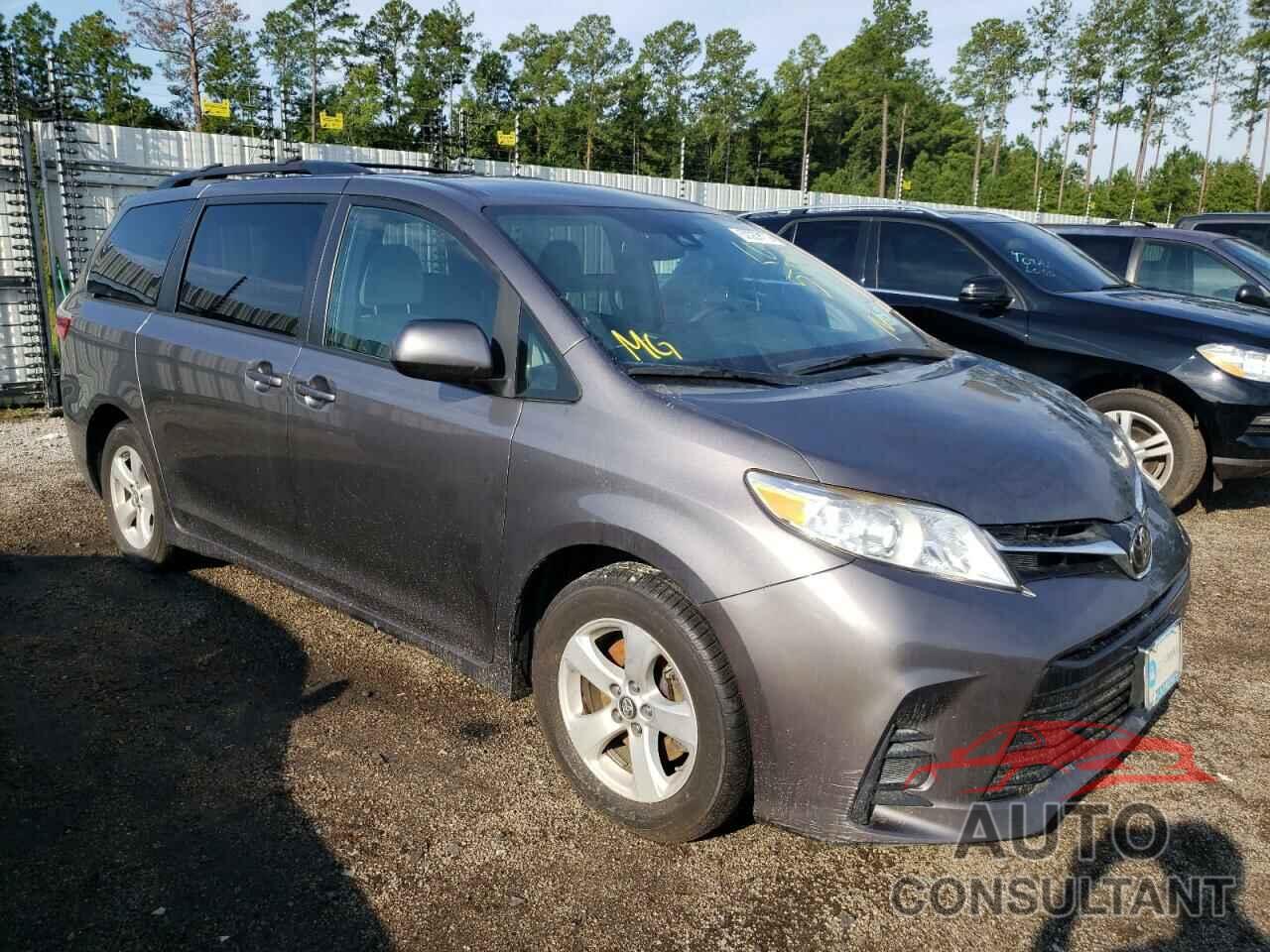 TOYOTA SIENNA 2019 - 5TDKZ3DC5KS005859