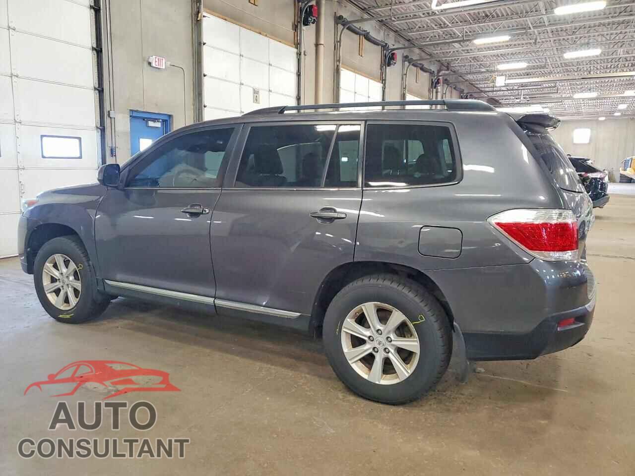 TOYOTA HIGHLANDER 2012 - 5TDBK3EH2CS098436