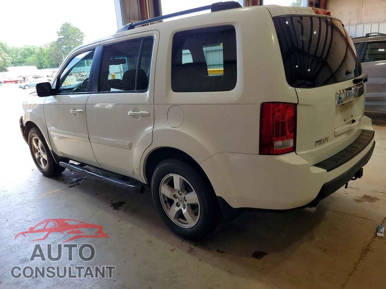 HONDA PILOT 2011 - 5FNYF3H56BB036654