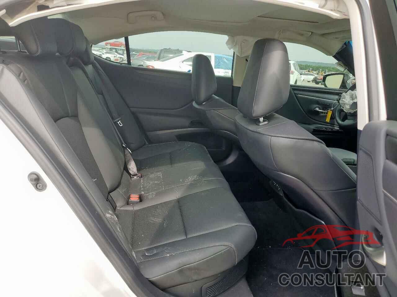 LEXUS ES300 2024 - 58ADA1C18RU044055