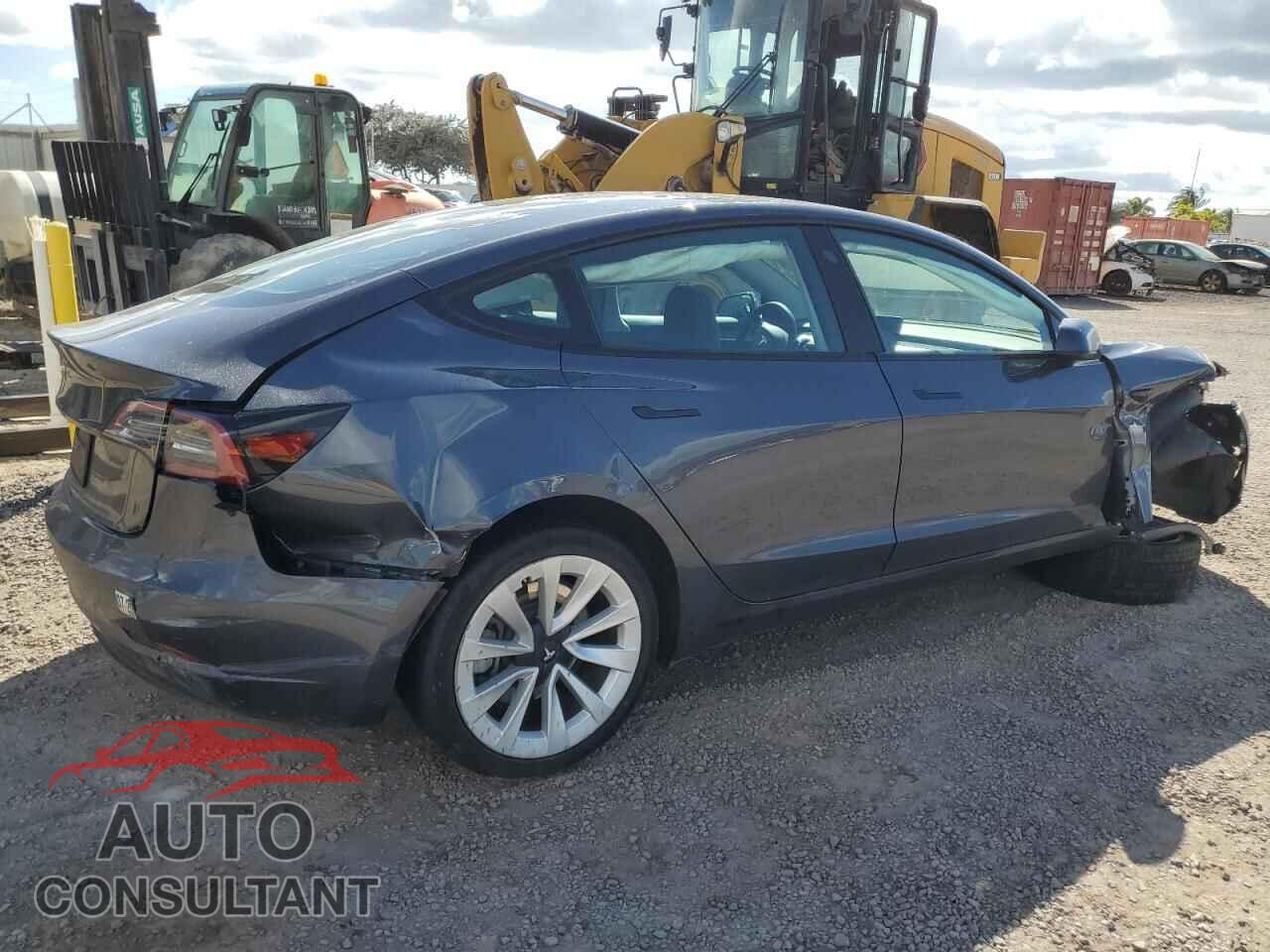 TESLA MODEL 3 2023 - 5YJ3E1EA9PF608083