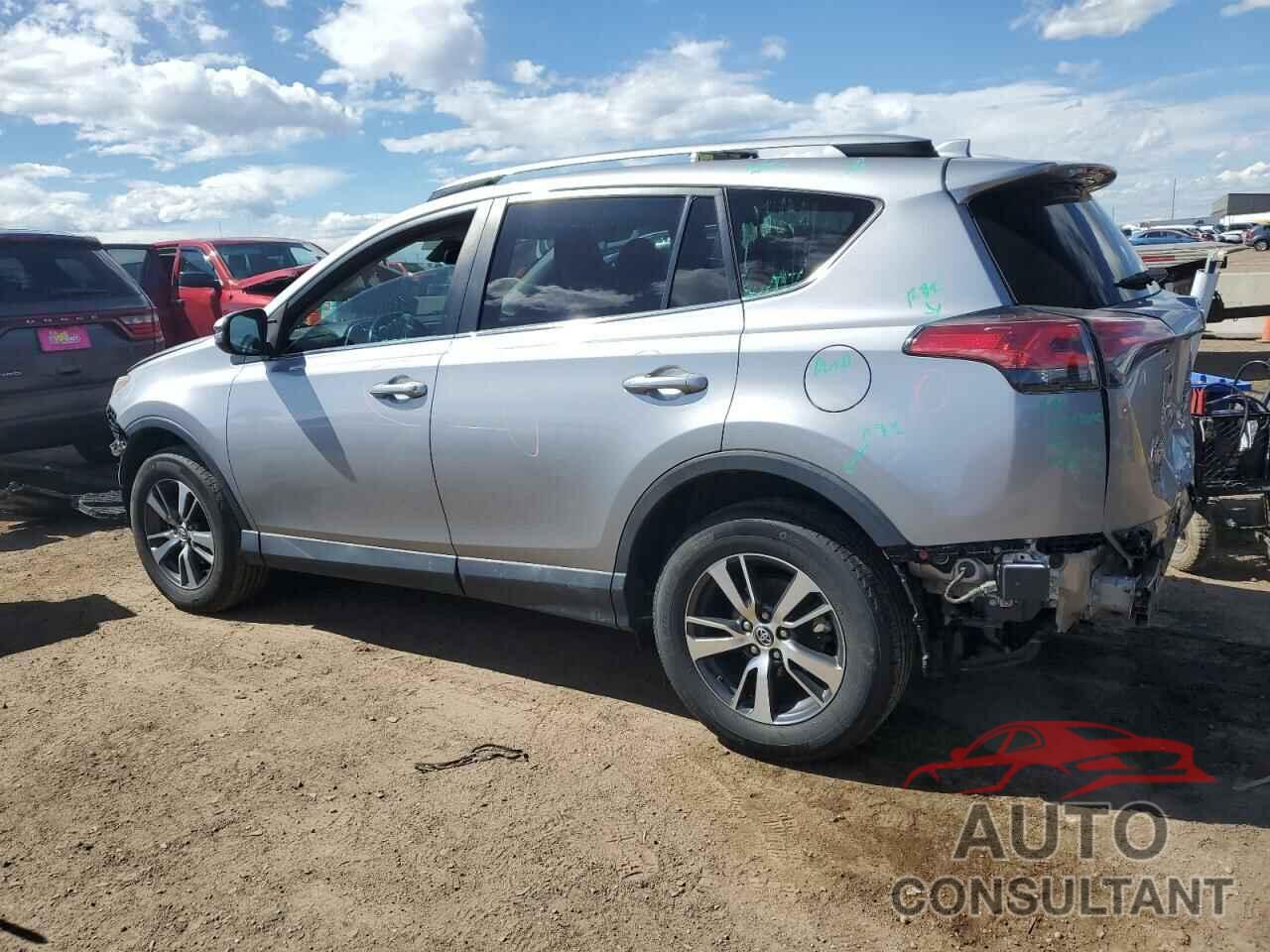 TOYOTA RAV4 2018 - 2T3RFREV6JW728675
