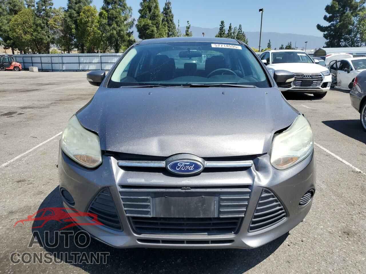 FORD FOCUS 2014 - 1FADP3F26EL210024