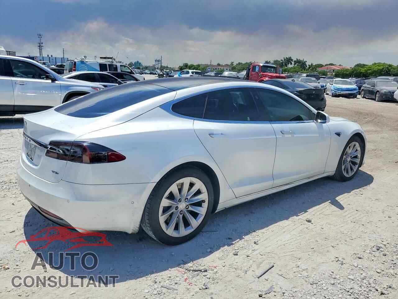 TESLA MODEL S 2017 - 5YJSA1E25HF185942