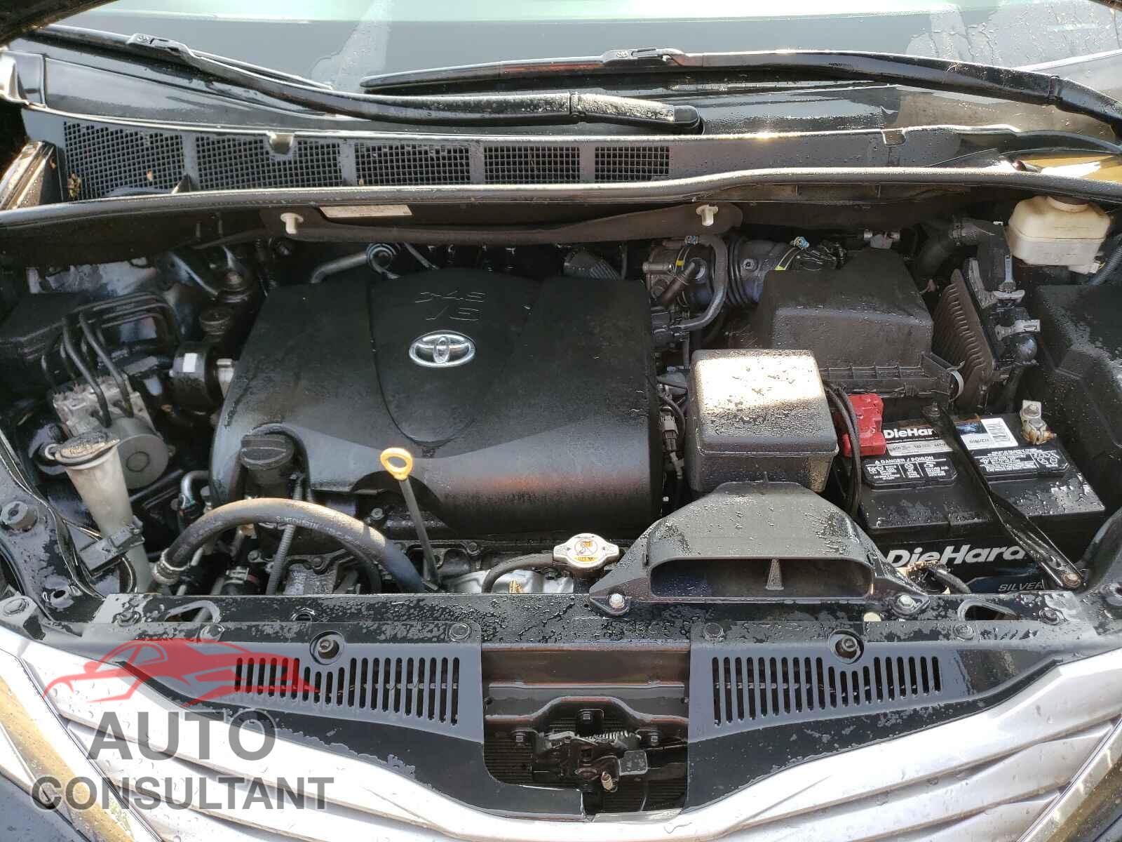 TOYOTA SIENNA 2017 - 5TDYZ3DC2HS853328