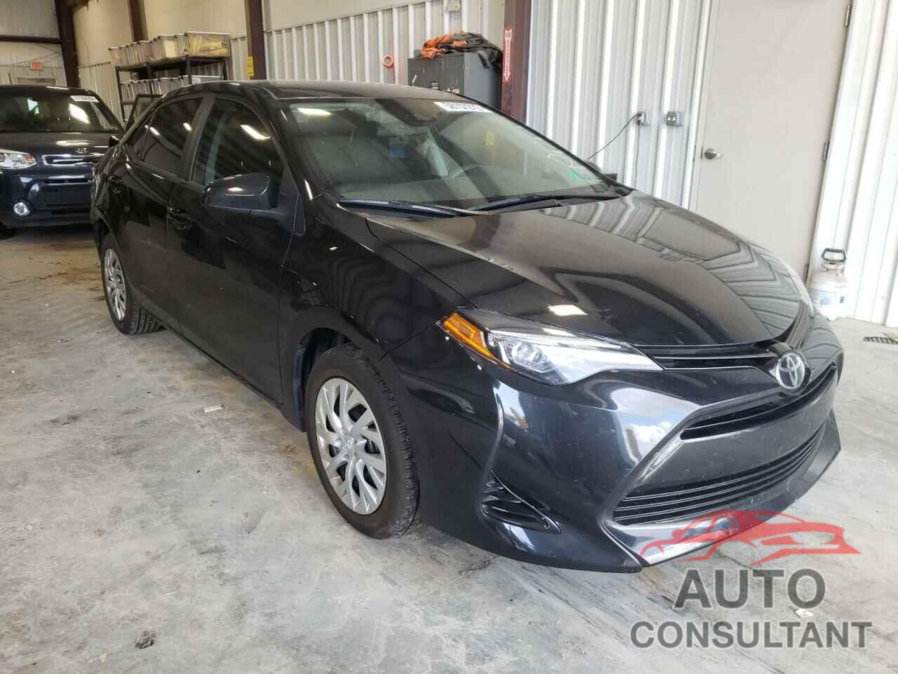 TOYOTA COROLLA 2018 - 2T1BURHEXJC011869