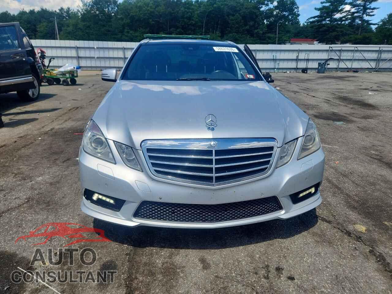 MERCEDES-BENZ E-CLASS 2011 - WDDHF8HB1BA271979