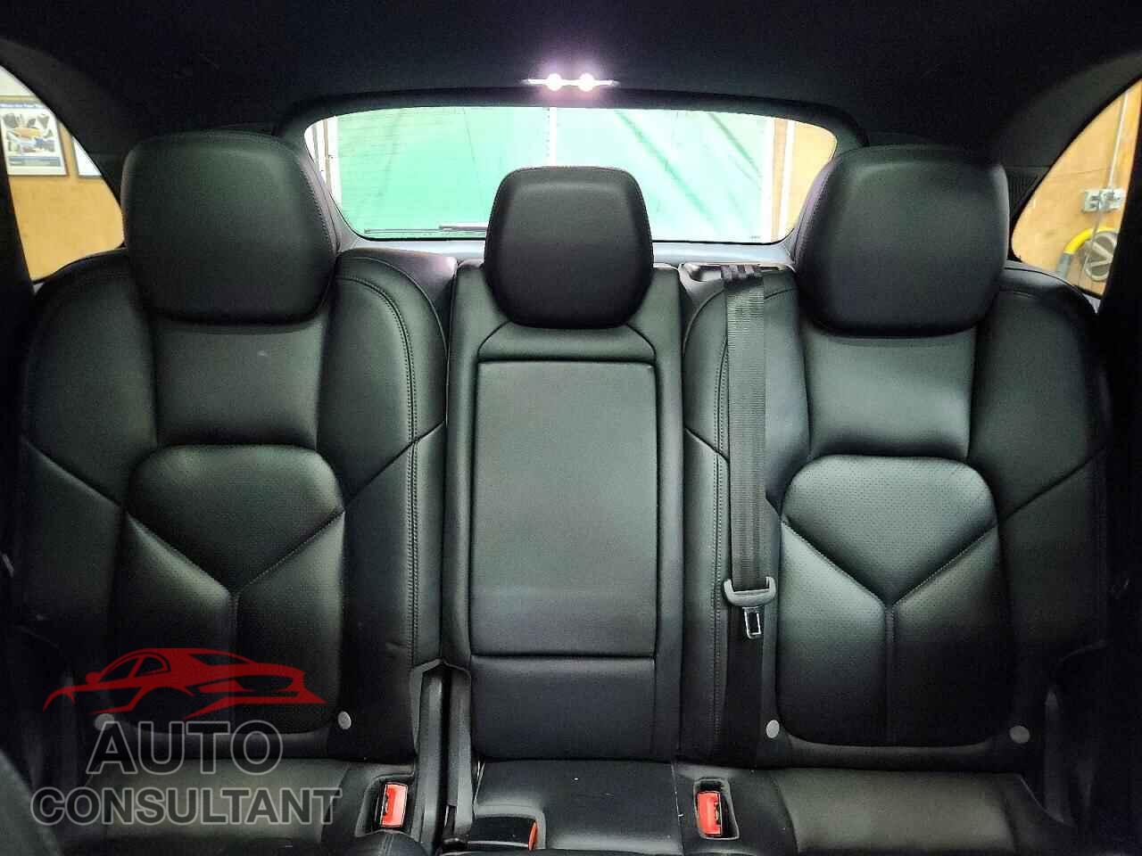 PORSCHE CAYENNE 2016 - WP1AE2A21GLA62466