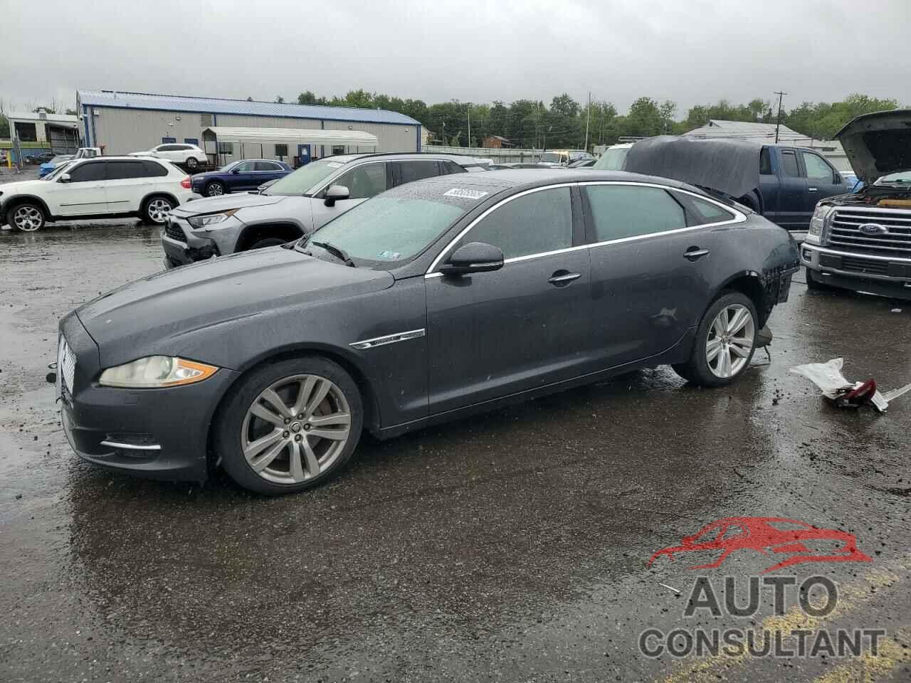 JAGUAR XJ 2012 - SAJWA2GBXCLV32189