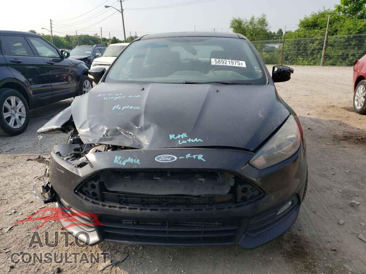FORD FOCUS 2015 - 1FADP3L91FL268609