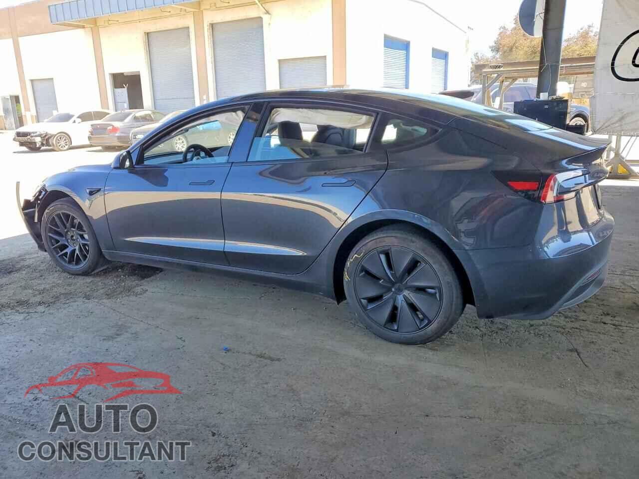 TESLA MODEL 3 2024 - 5YJ3E1EB8RF730171