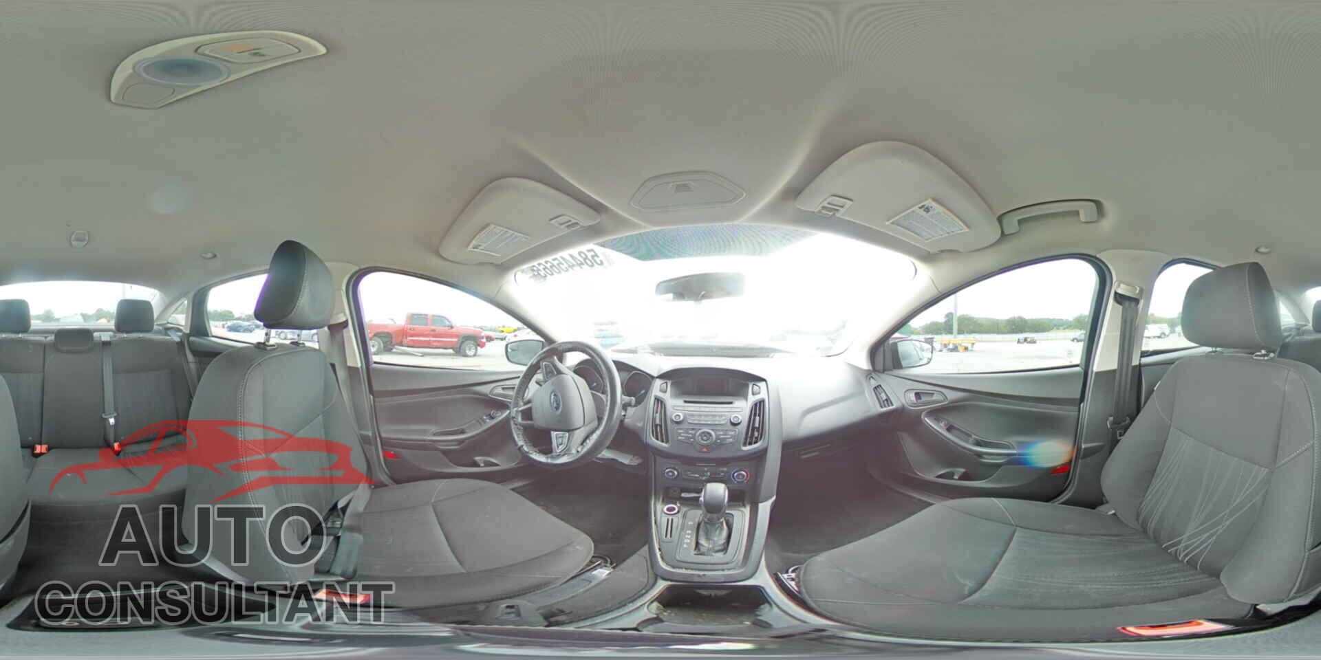FORD FOCUS 2015 - 1FADP3E20FL333014