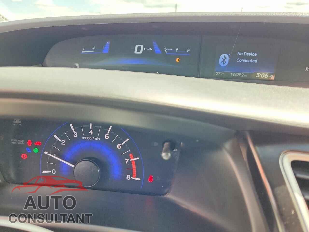 HONDA CIVIC 2013 - 2HGFB2E54DH021277