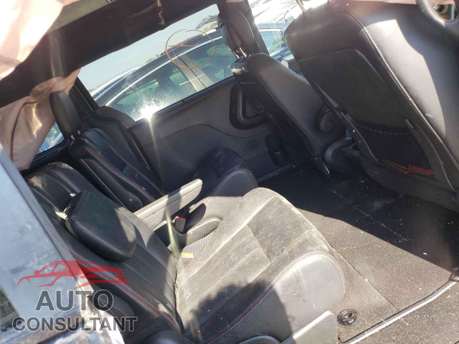 DODGE GRAND CARA 2017 - 2C4RDGEG5HR728263