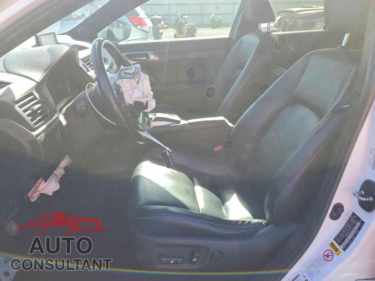 LEXUS CT 200 2014 - JTHKD5BH9E2203041