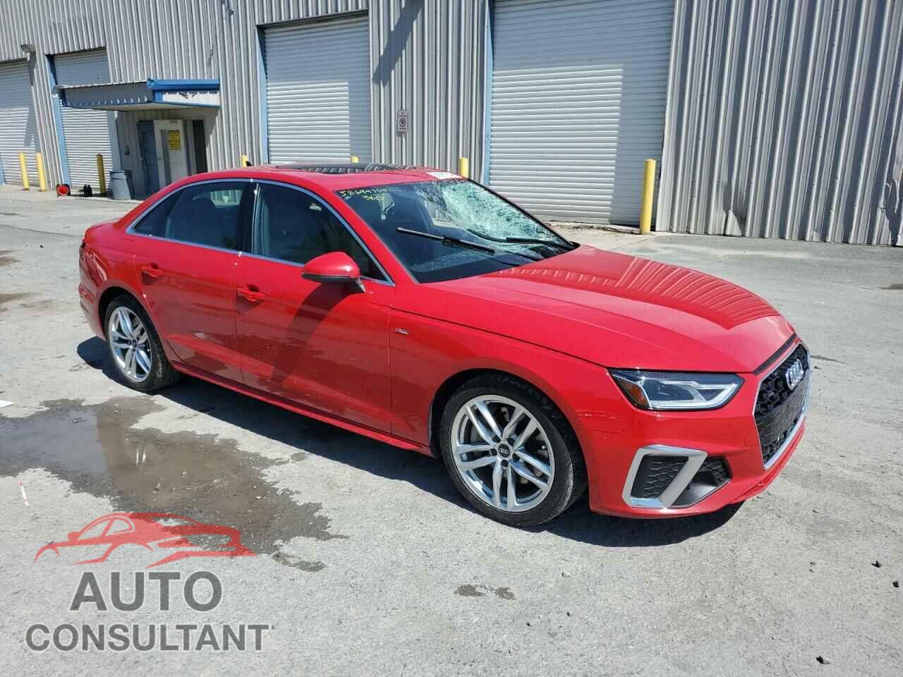 AUDI A4 2021 - WAUDAAF48MA028818