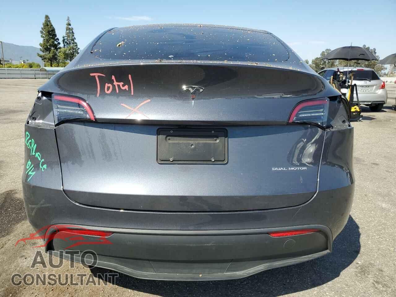 TESLA MODEL Y 2023 - 7SAYGDEE5PA159716
