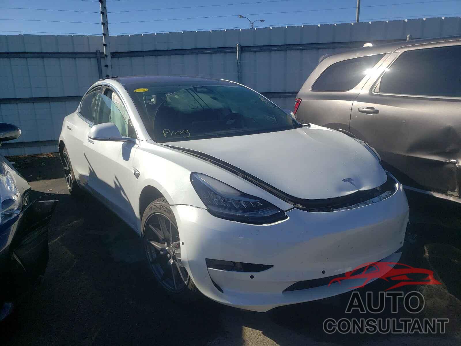TESLA MODEL 3 2018 - 5YJ3E1EA1JF041021