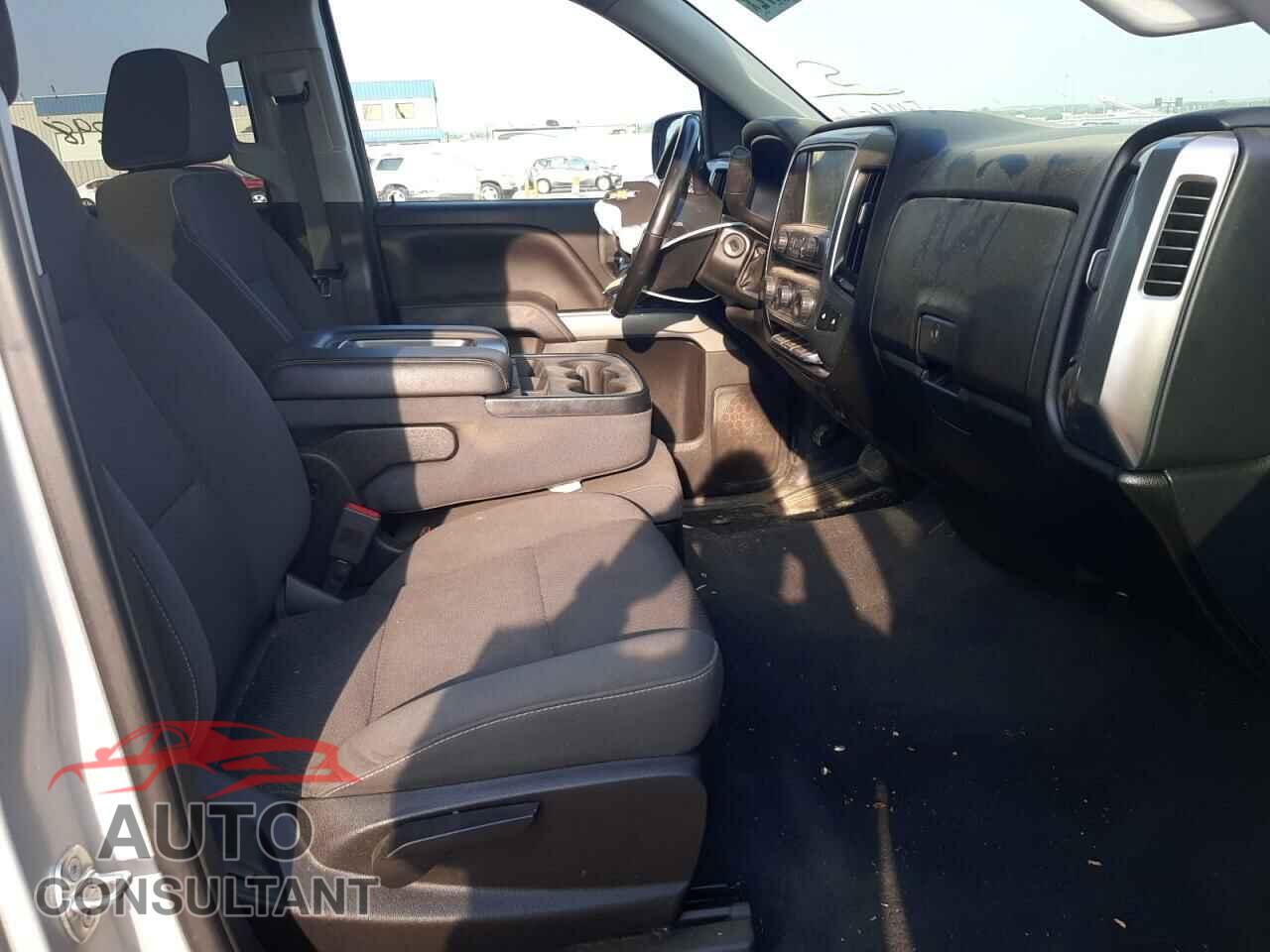 CHEVROLET SILVERADO 2018 - 3GCUKREC0JG519954