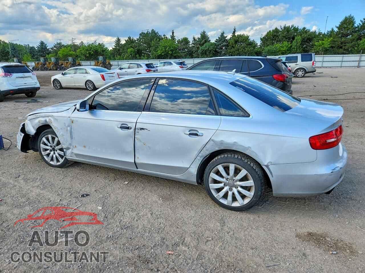 AUDI A4 2013 - WAUBFAFL1DN004028