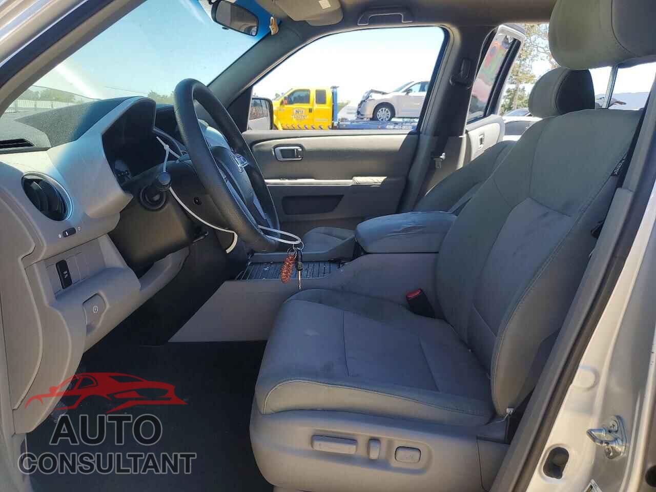 HONDA PILOT 2009 - 5FNYF48459B048821
