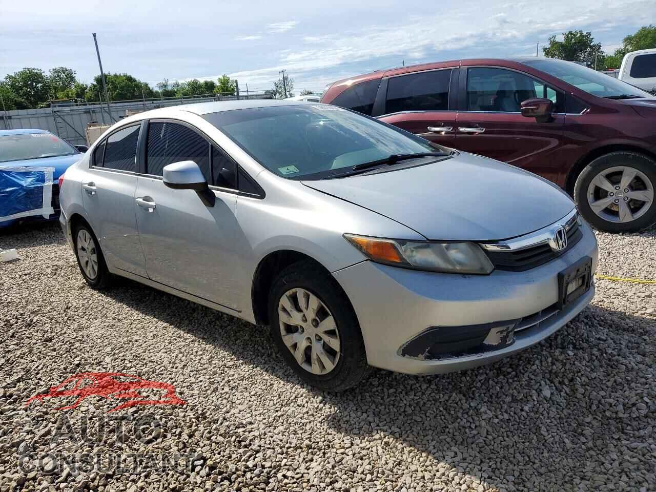 HONDA CIVIC 2012 - 2HGFB2F53CH588061
