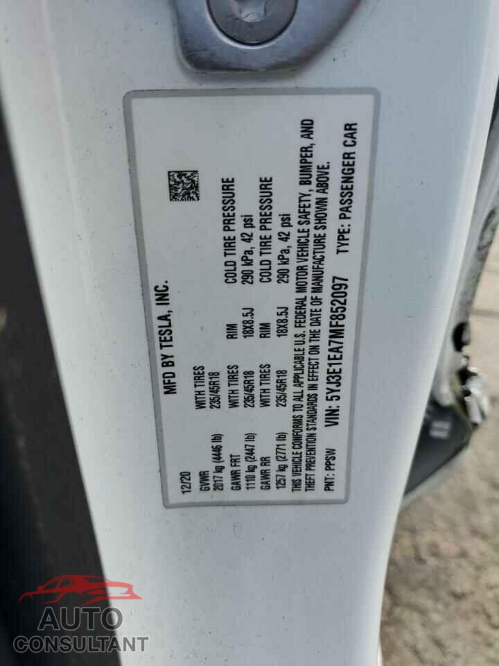 TESLA MODEL 3 2021 - 5YJ3E1EA7MF852097