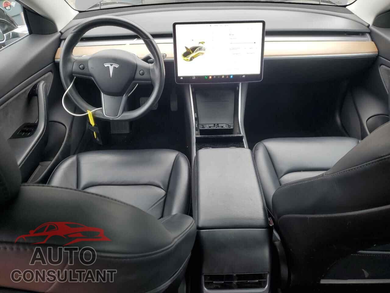 TESLA MODEL 3 2019 - 5YJ3E1EB7KF384782