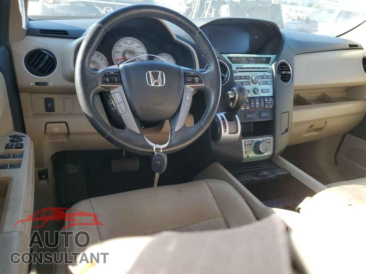 HONDA PILOT 2011 - 5FNYF3H79BB014679