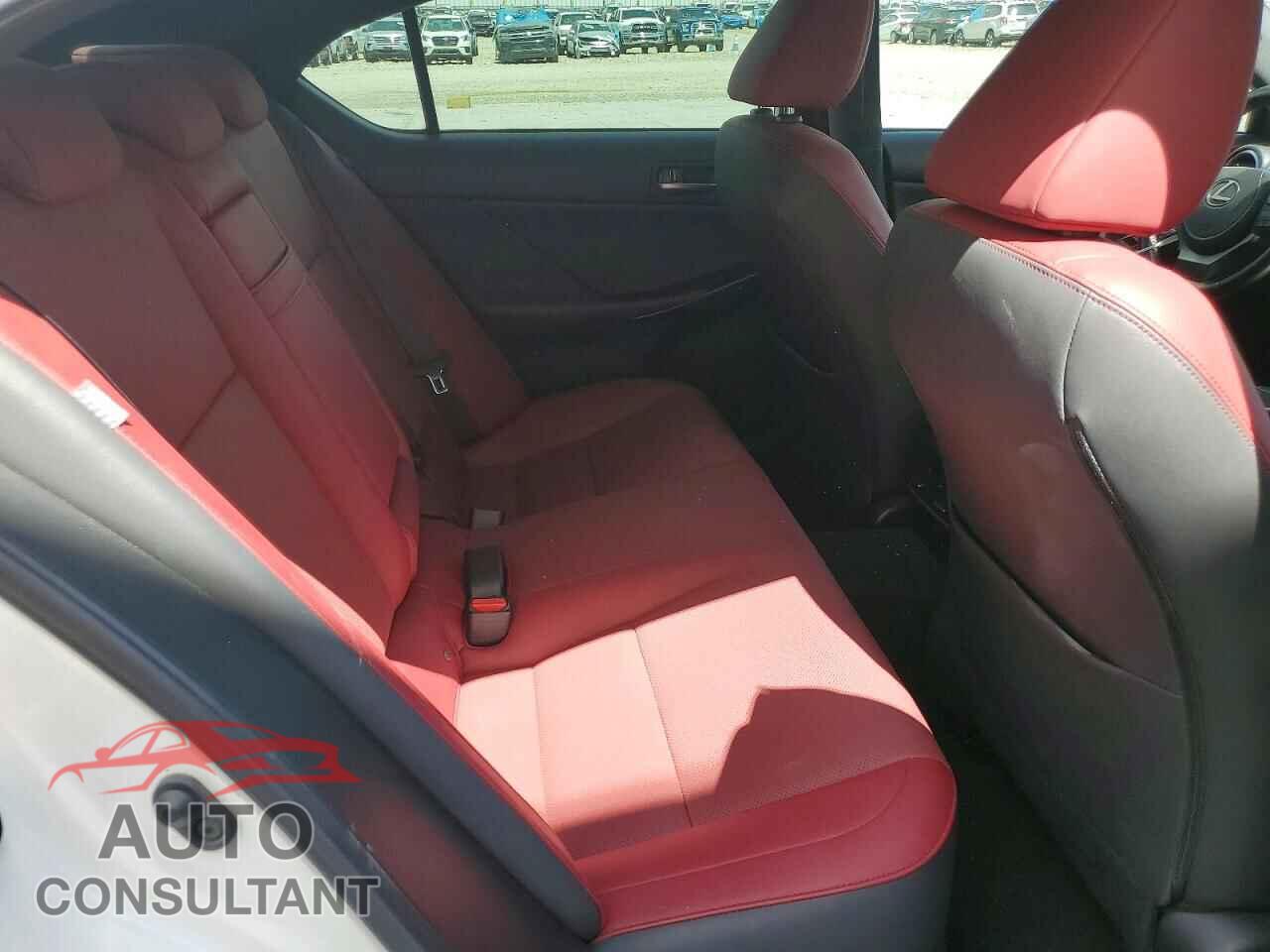 LEXUS IS 2021 - JTHAA1D29M5113343