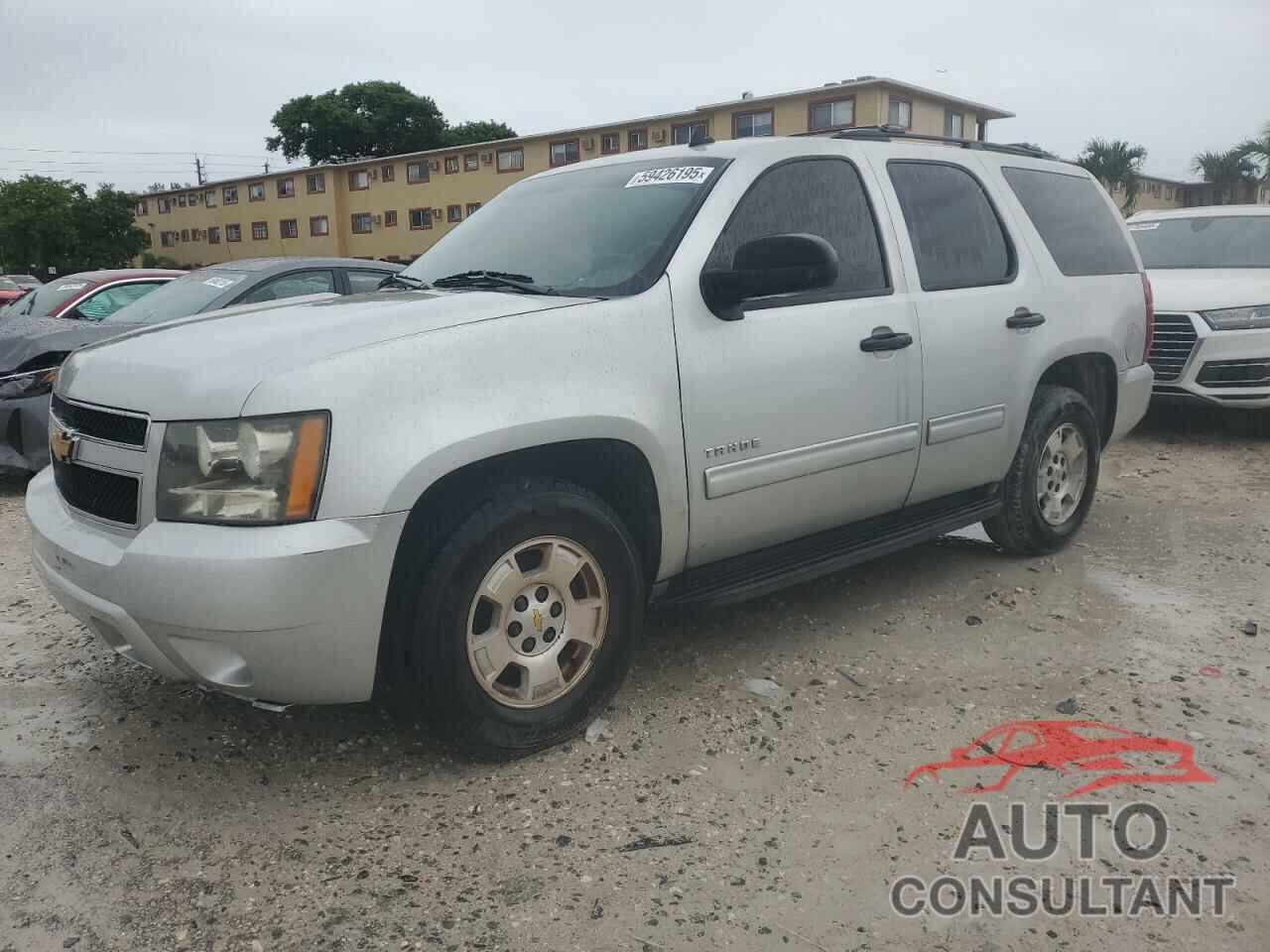 CHEVROLET TAHOE 2010 - 1GNMCAE31AR226246